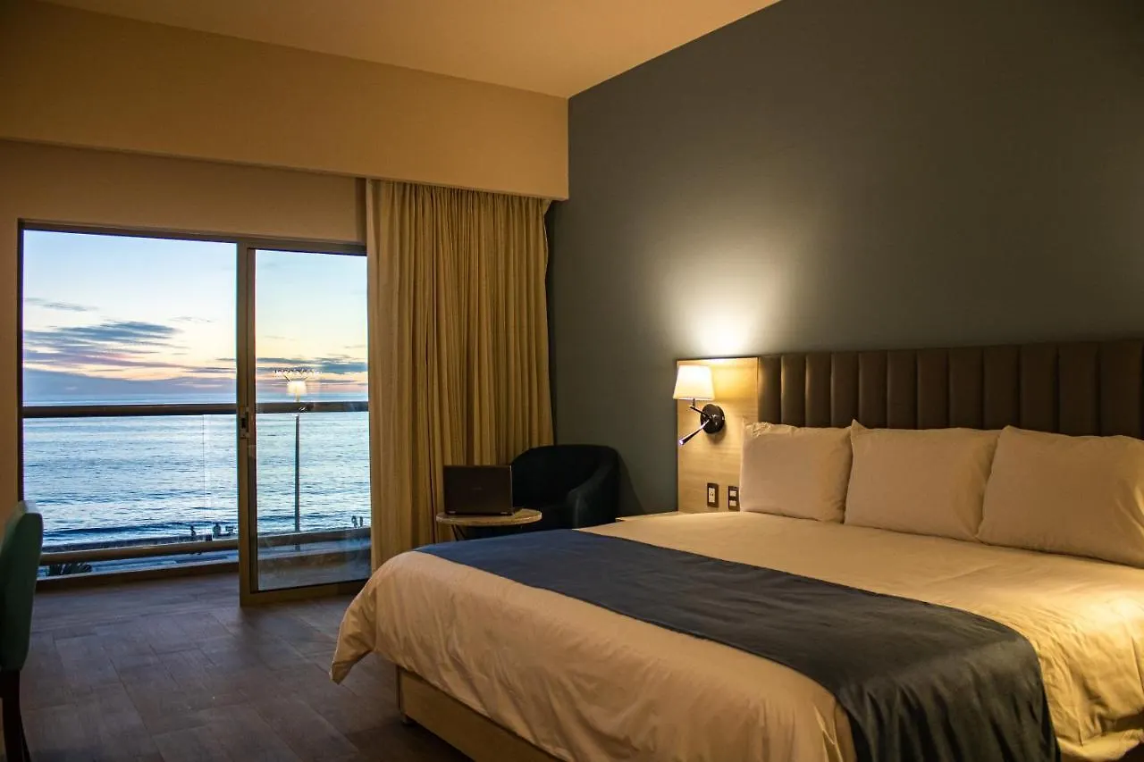 Varali Grand Hotel Mazatlan 5*,