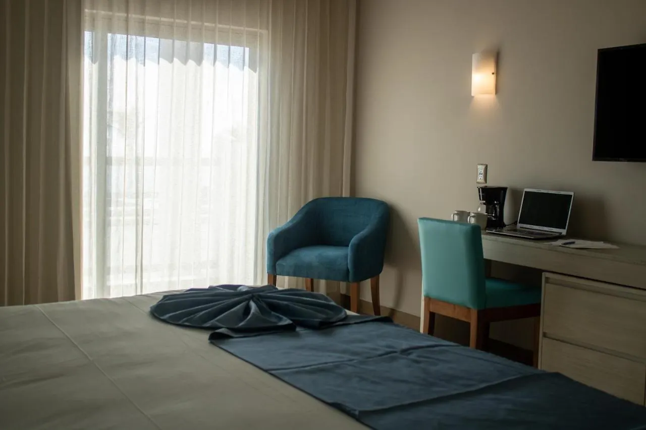 Varali Grand Hotel Mazatlan
